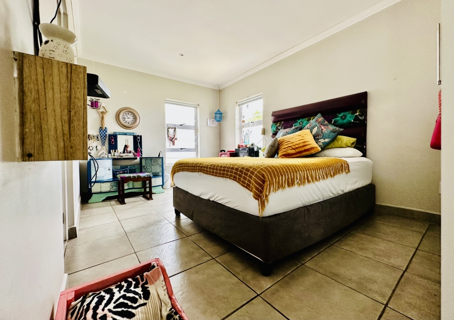 3 Bedroom Property for Sale in De Kelders Western Cape